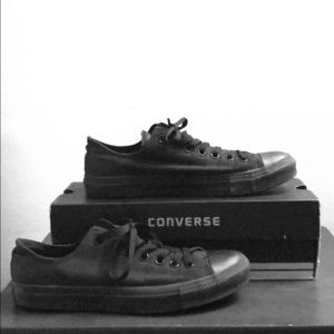 Black Converse Chuck Taylor